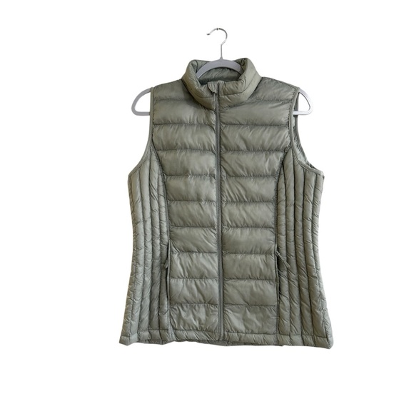 32 Degrees Heat Women’s Sage Green Lightweight Quilted Puffer Vest Size M - Picture 4 of 13